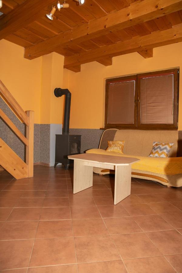 Apartmány Alma Vyhne Exterior foto
